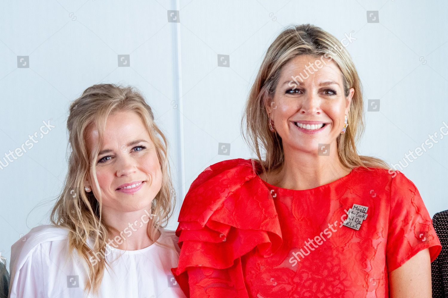 queen-maxima-signing-the-more-music-covenant-in-the-classroom-drenthe-the-netherlands-shutterstock-editorial-10317631m.jpg