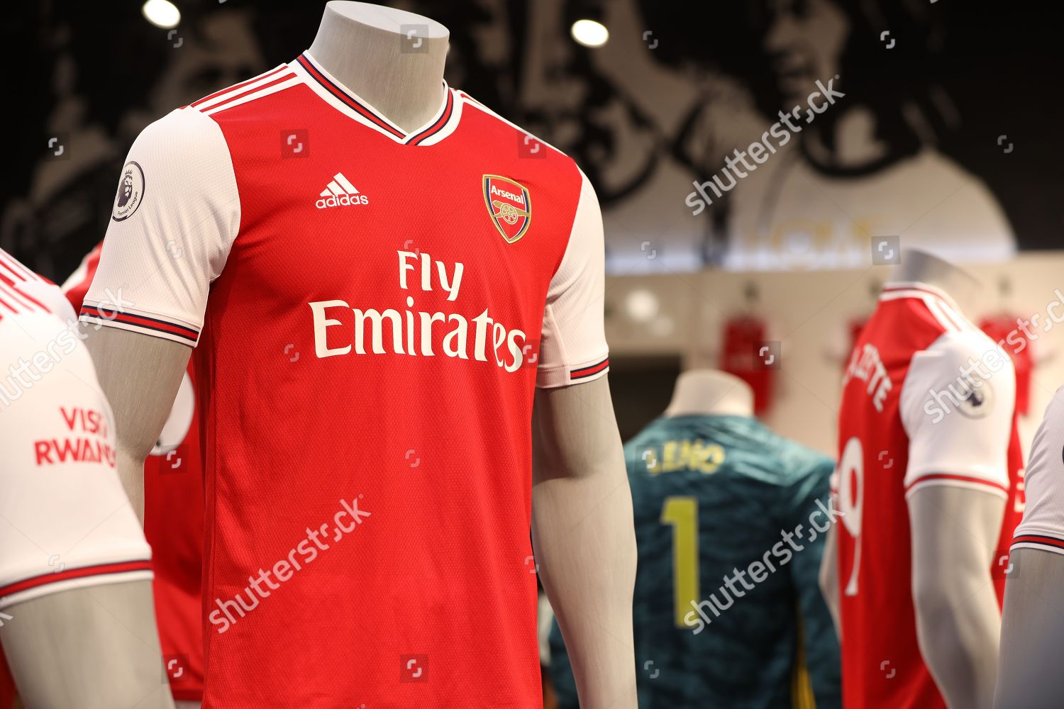 New Arsenal Home Kit On Display During Editorial Stock Photo Stock Image Shutterstock