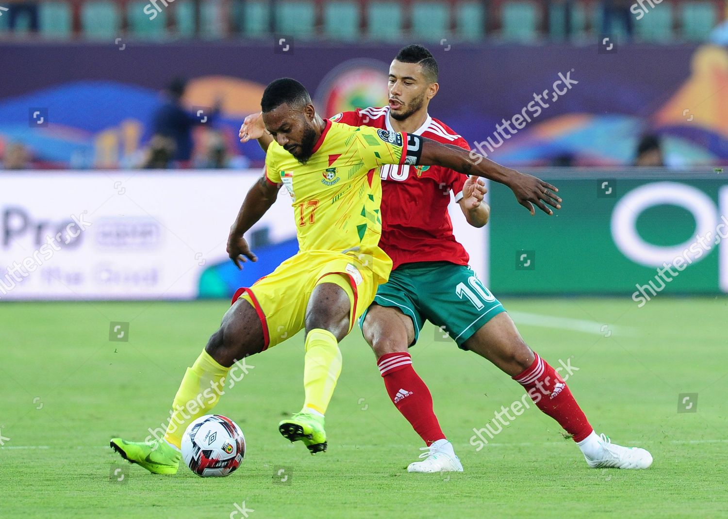 Stephane Sessegnon L Benin Younes Belhanda Morocco Editorial Stock