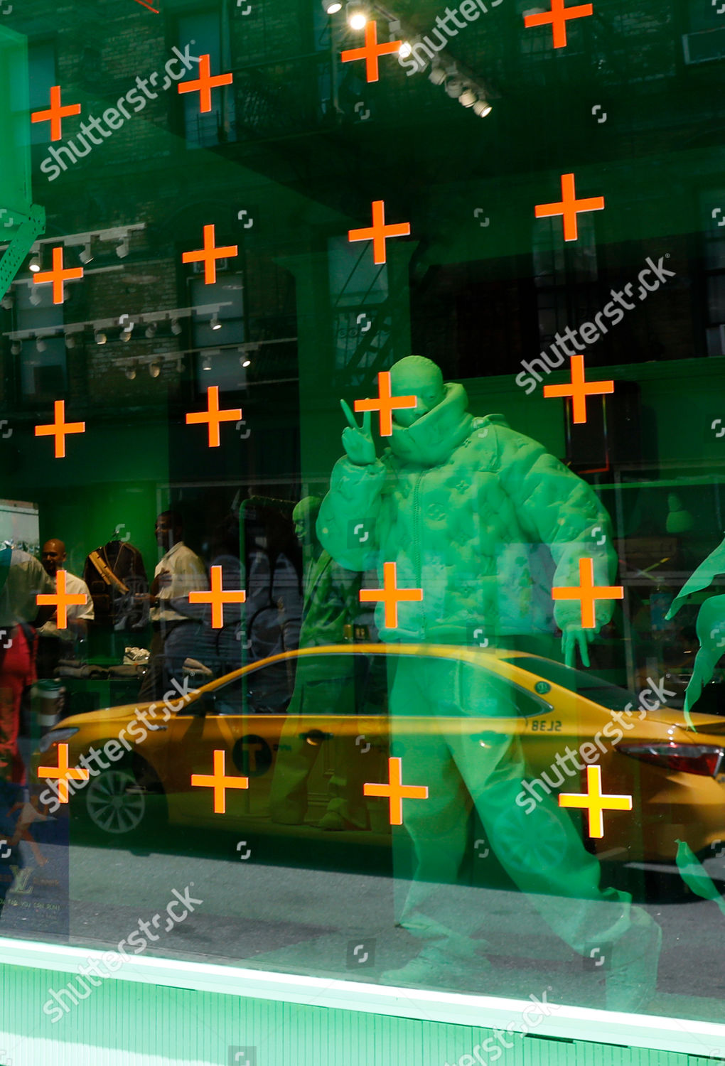 Louis Vuitton's Pop-Up in New York City Is Completely Green