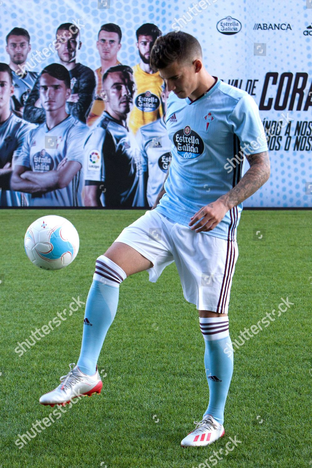 Celta Vigo New Spanish Forward Santi Mina のエディトリアルストック写真 ストック画像 Shutterstock