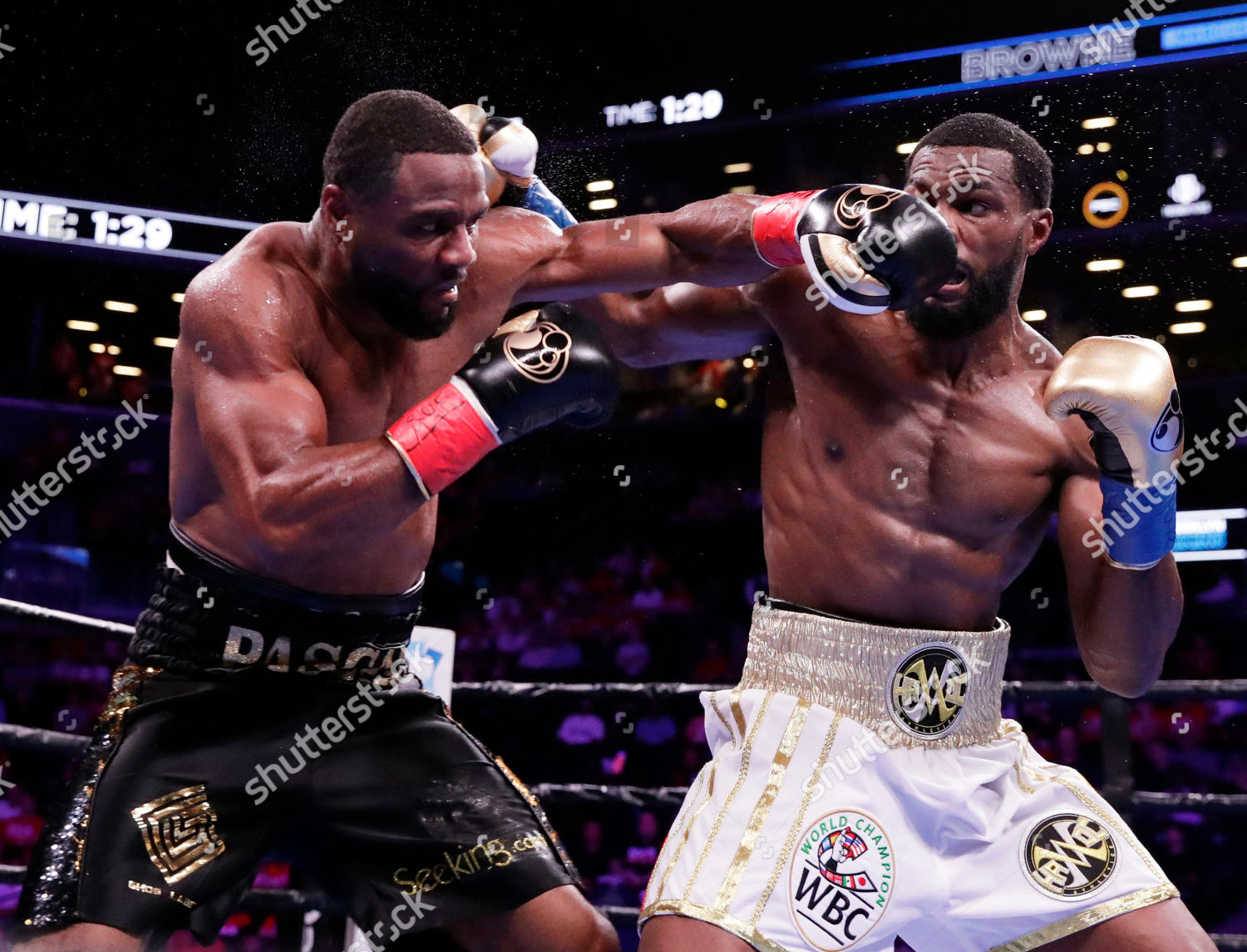 Canadien Boxer Jean Pascal L Throws Punch Editorial Stock Photo Stock Image Shutterstock