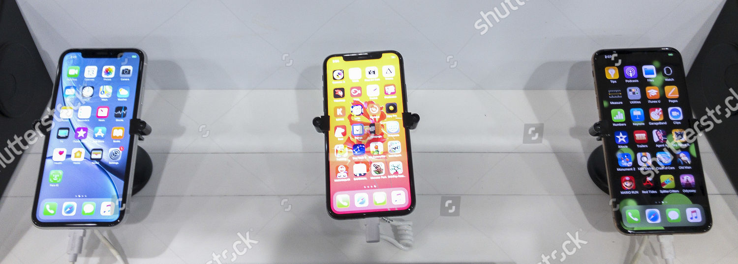 Apple Iphones On Display Costco Club Editorial Stock Photo Stock