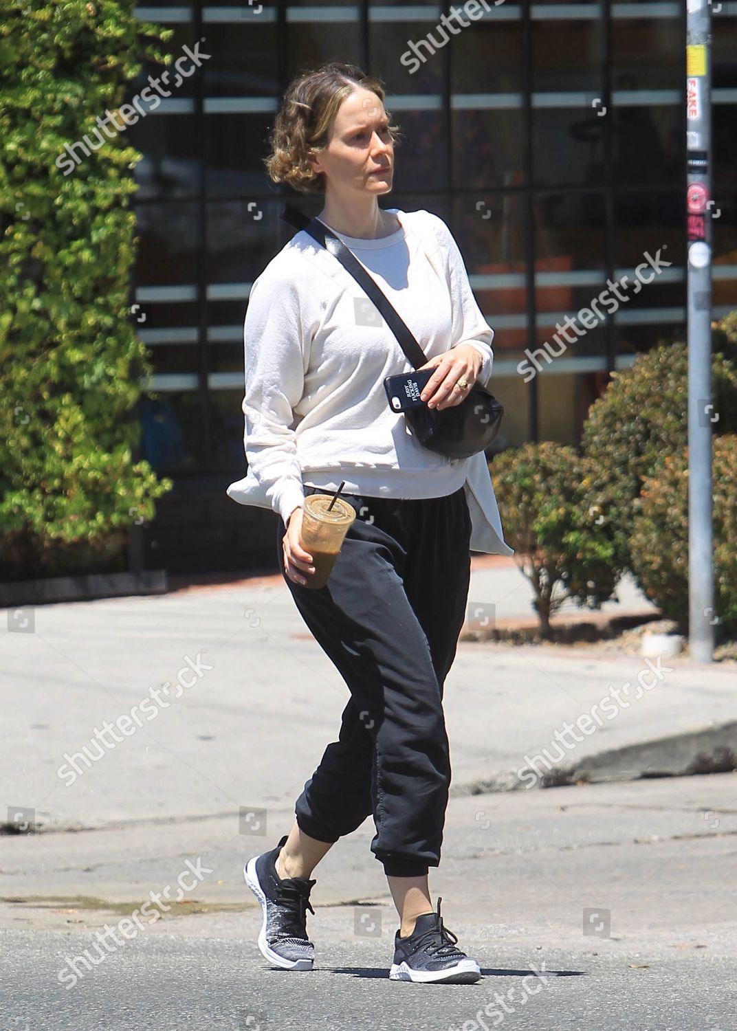 sarah paulson sweatshirt