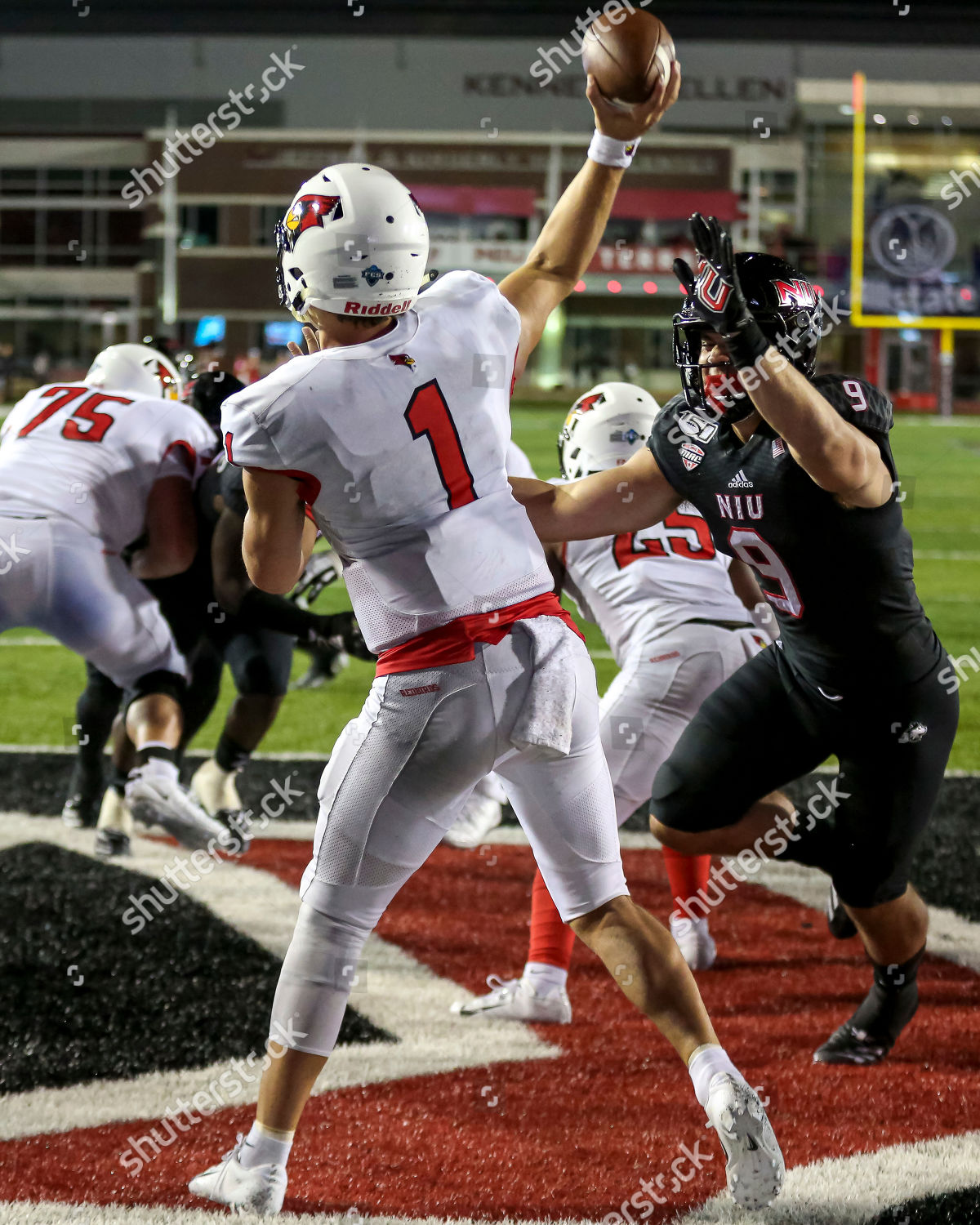 Illinois State Redbirds Quarterback Brady Davis Editorial Stock Photo -  Stock Image