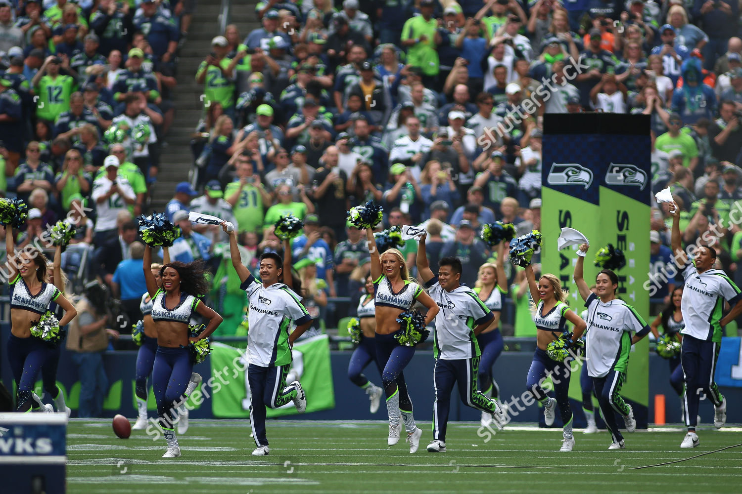 Seahawks Dancers