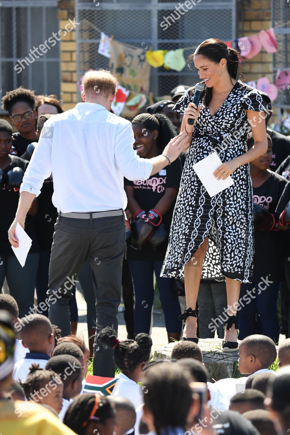 prince-harry-and-meghan-duchess-of-sussex-visit-to-africa-shutterstock-editorial-10421470cd.jpg
