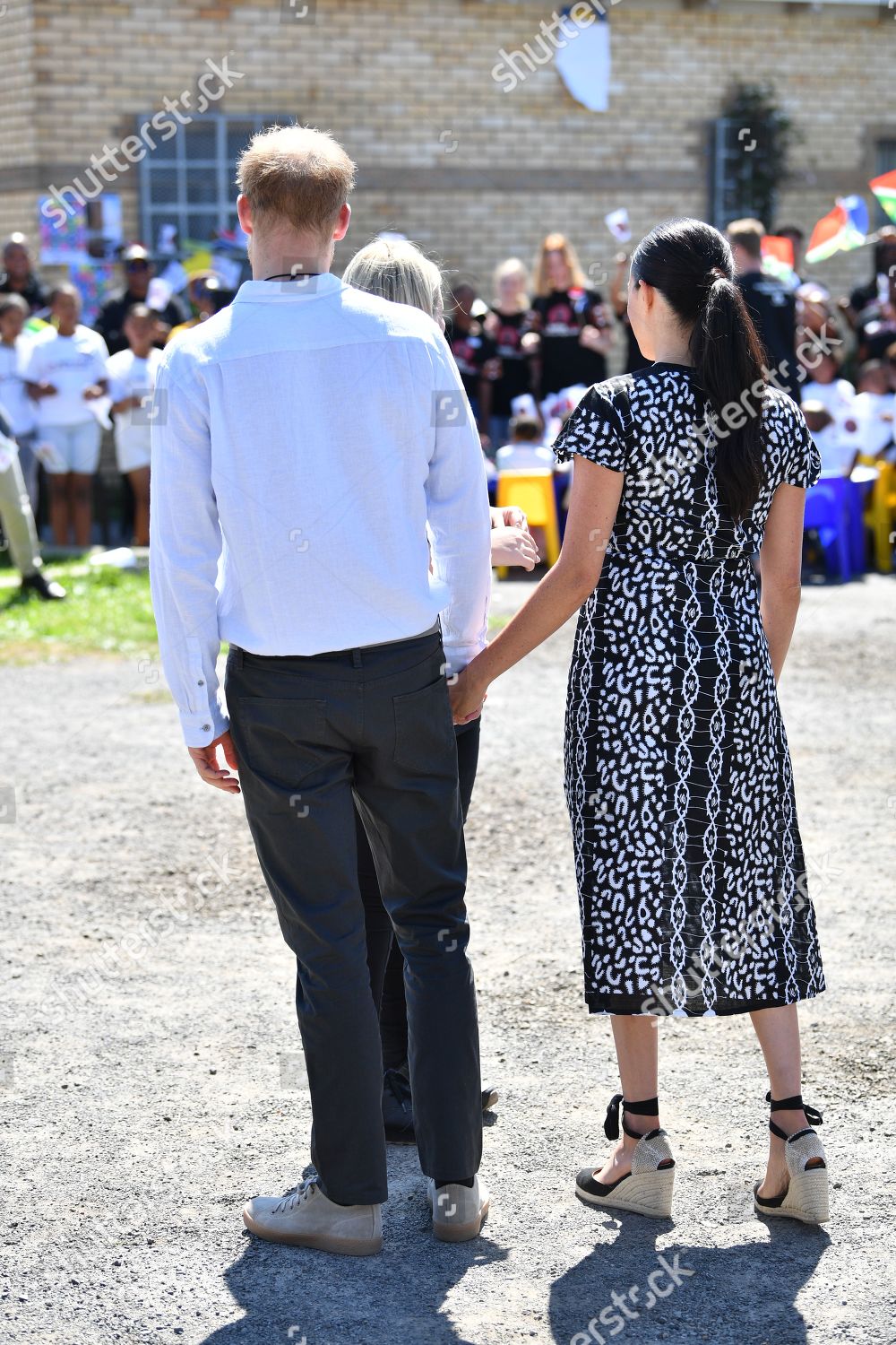 prince-harry-and-meghan-duchess-of-sussex-visit-to-africa-shutterstock-editorial-10421470p.jpg