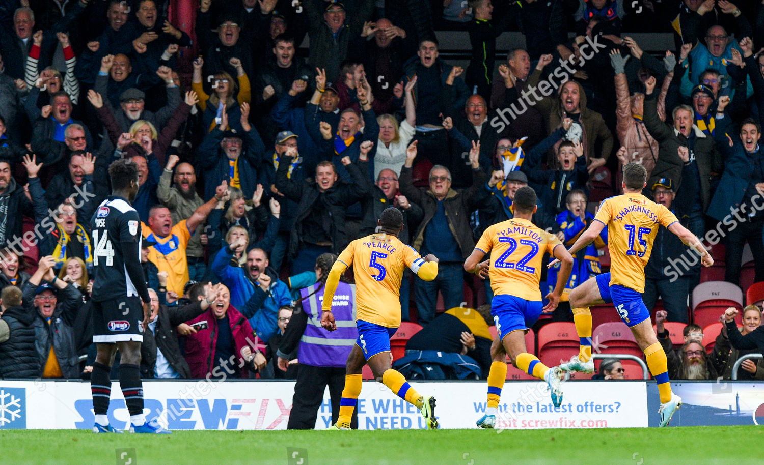 Krystian Pearce Mansfield Town Scores Winning Editorial Stock Photo