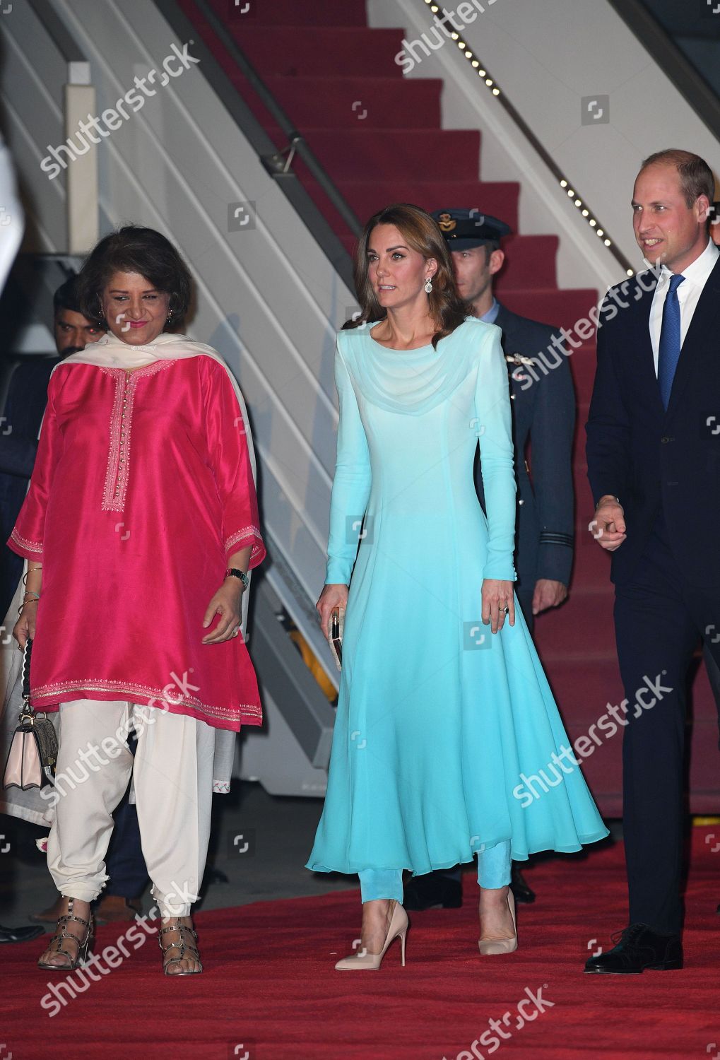 the-duke-and-duchess-of-cambridge-visit-pakistan-shutterstock-editorial-10444131a.jpg