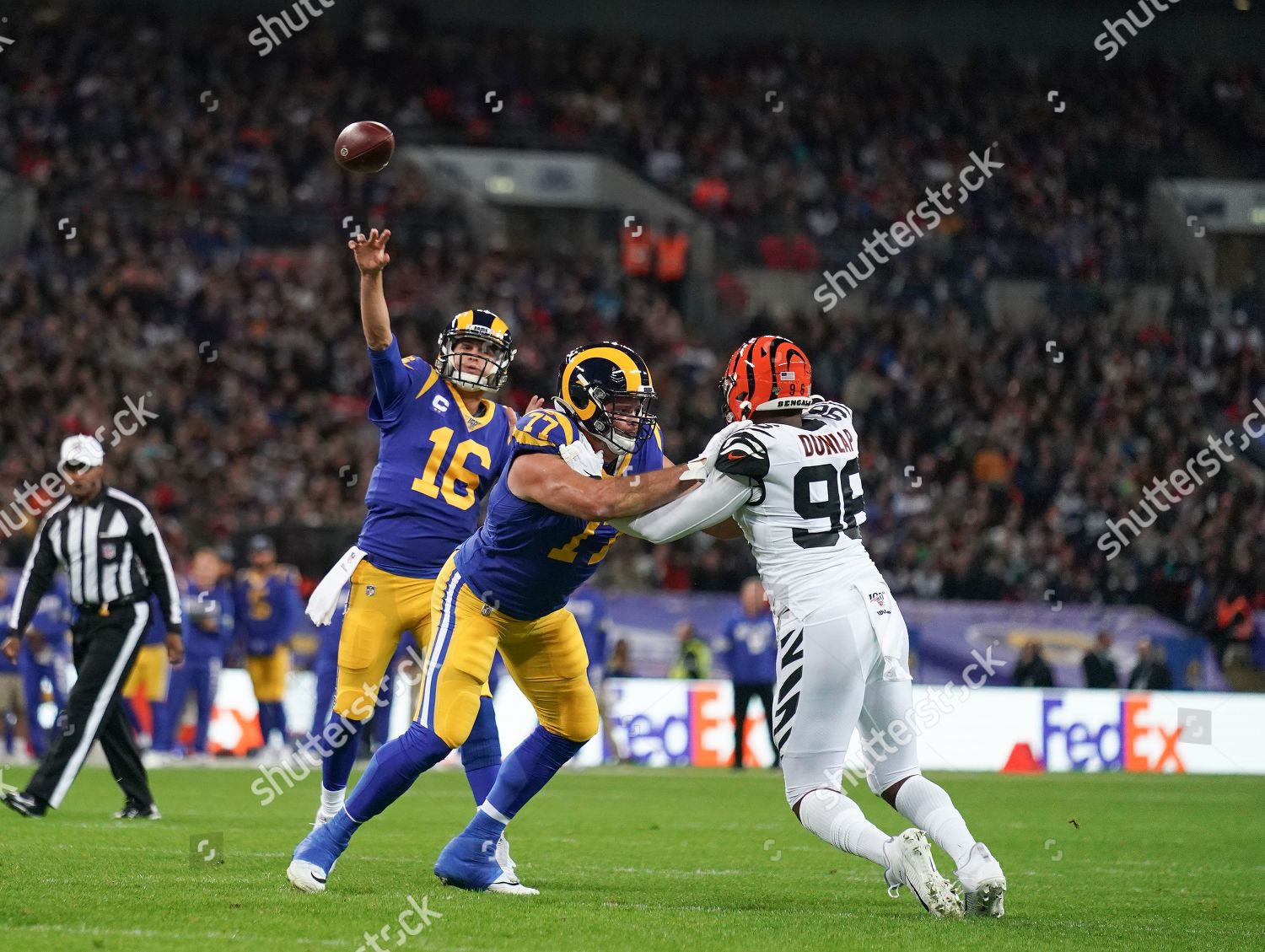 London, UK. 27 October 2019. Rams Quarterback, Jared Goff (16