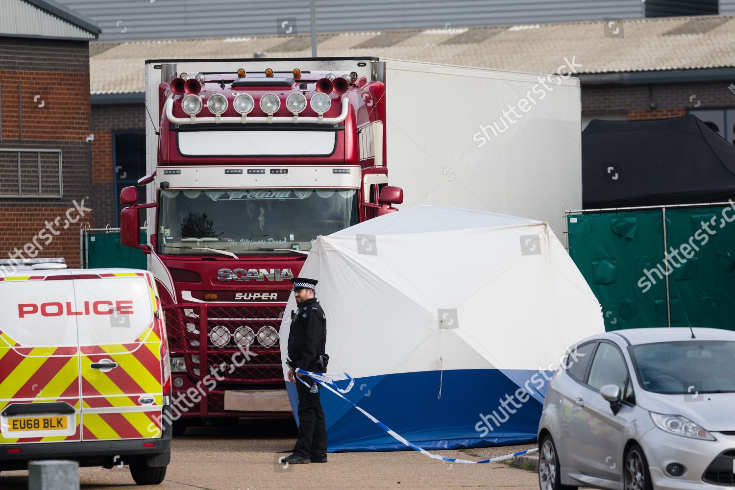 POLICE OFFICERS CORDON OFF AREA AROUND Editorial Stock Photo - Stock ...