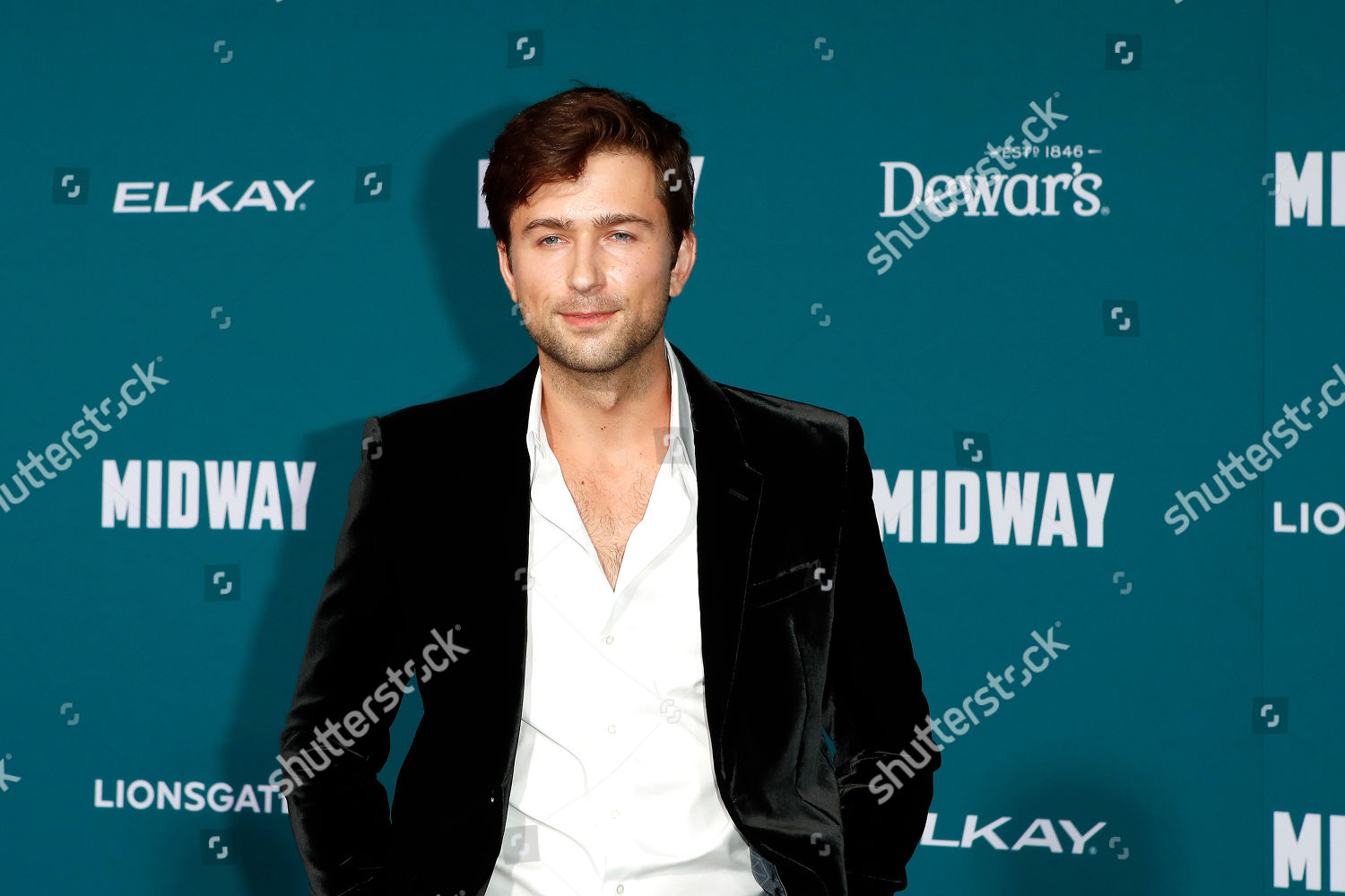 Brandon Sklenar Poses Upon Arriving Midway Editorial Stock Photo ...