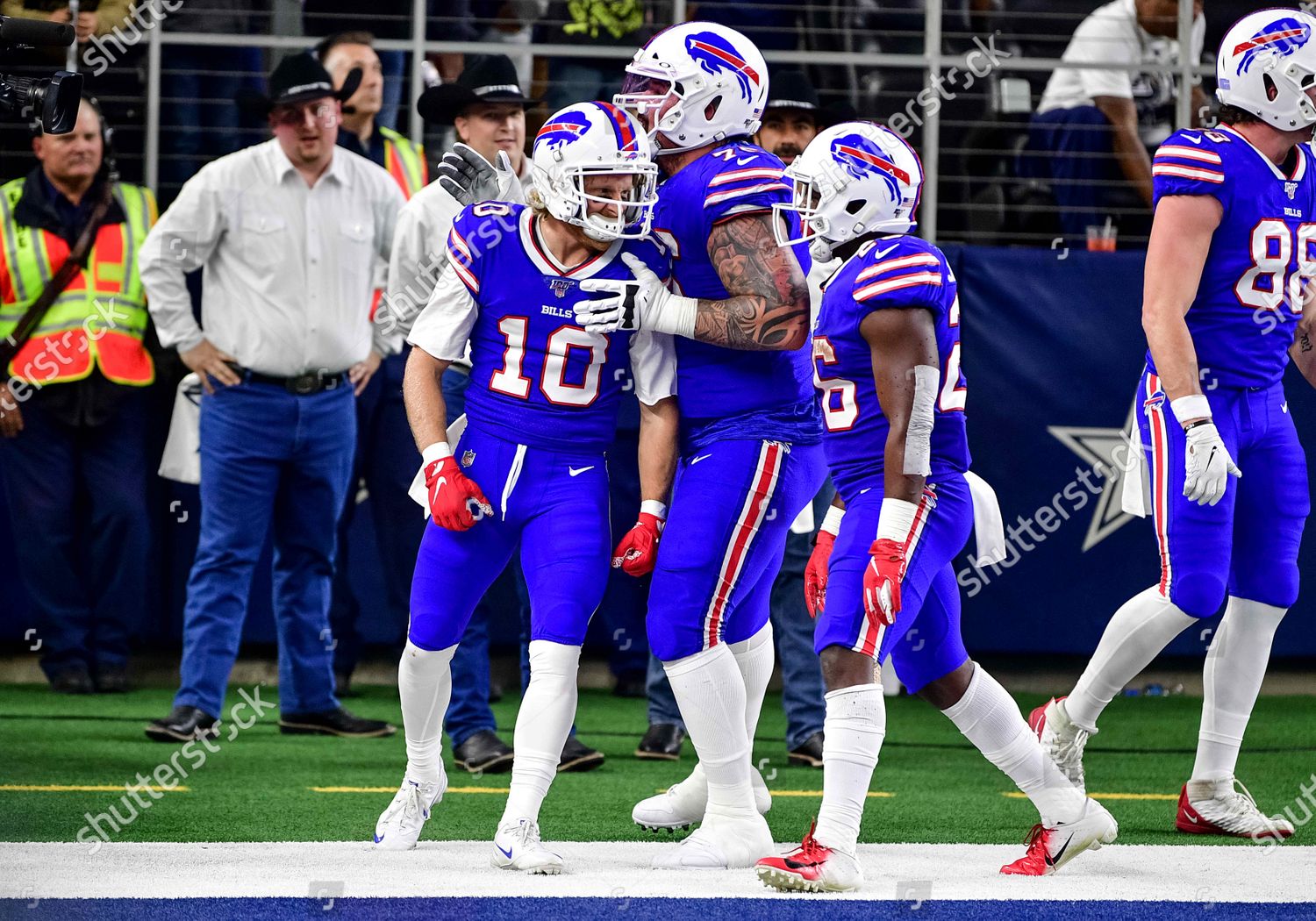 November 28th, 2019:.Buffalo Bills wide receiver Cole Beasley (10) catches  a pass for a touchdown during an NFL football game between the Buffalo  Bills and Dallas Cowboys at AT&T Stadium in Arlington