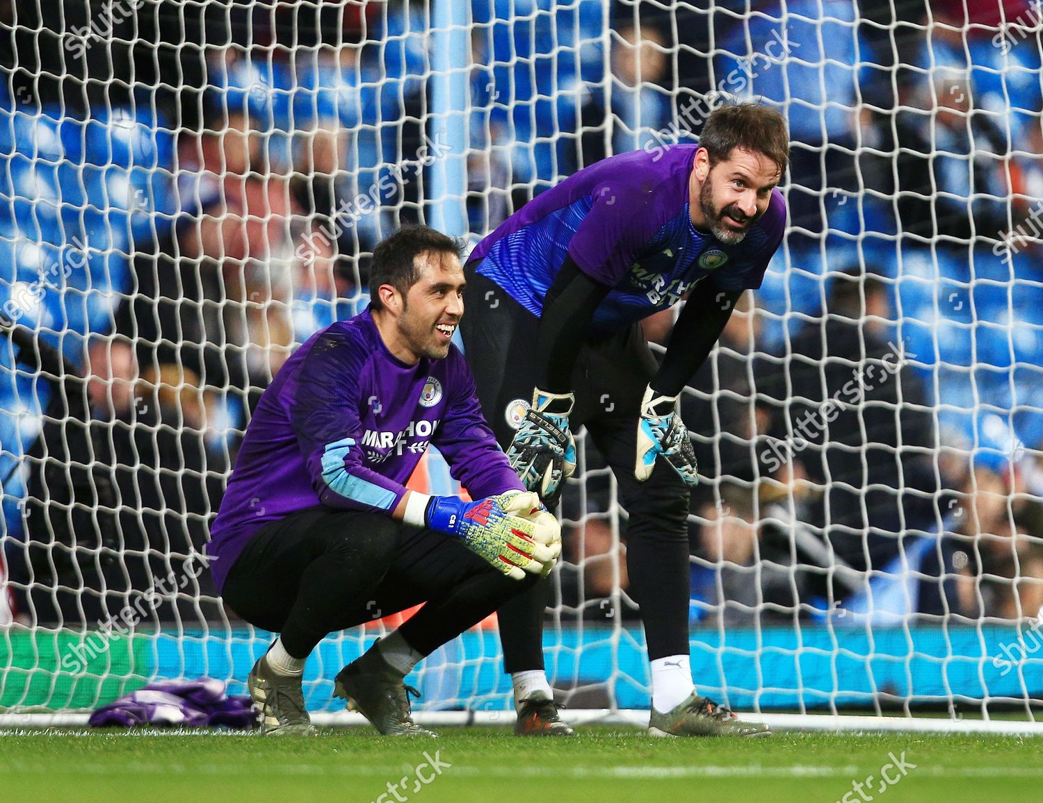 Manchester City Goalkeepers Claudio Bravo Scott Carson Redaktionelles Stockfoto Stockbild Shutterstock