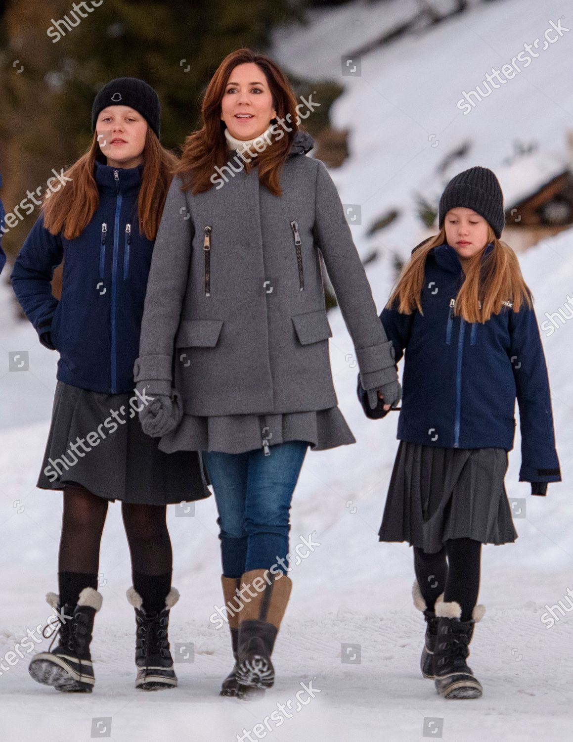 CASA REAL DE DINAMARCA - Página 70 Danish-royal-family-photocall-switzerland-shutterstock-editorial-10518816bb