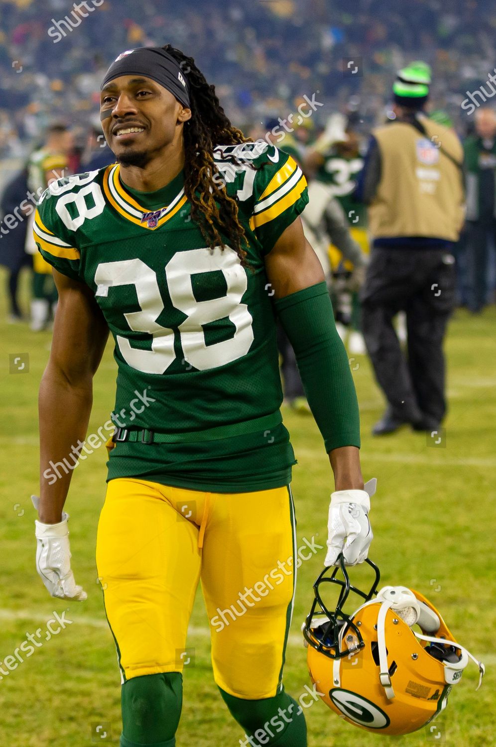 Tramon Williams fantastically announces his retirement