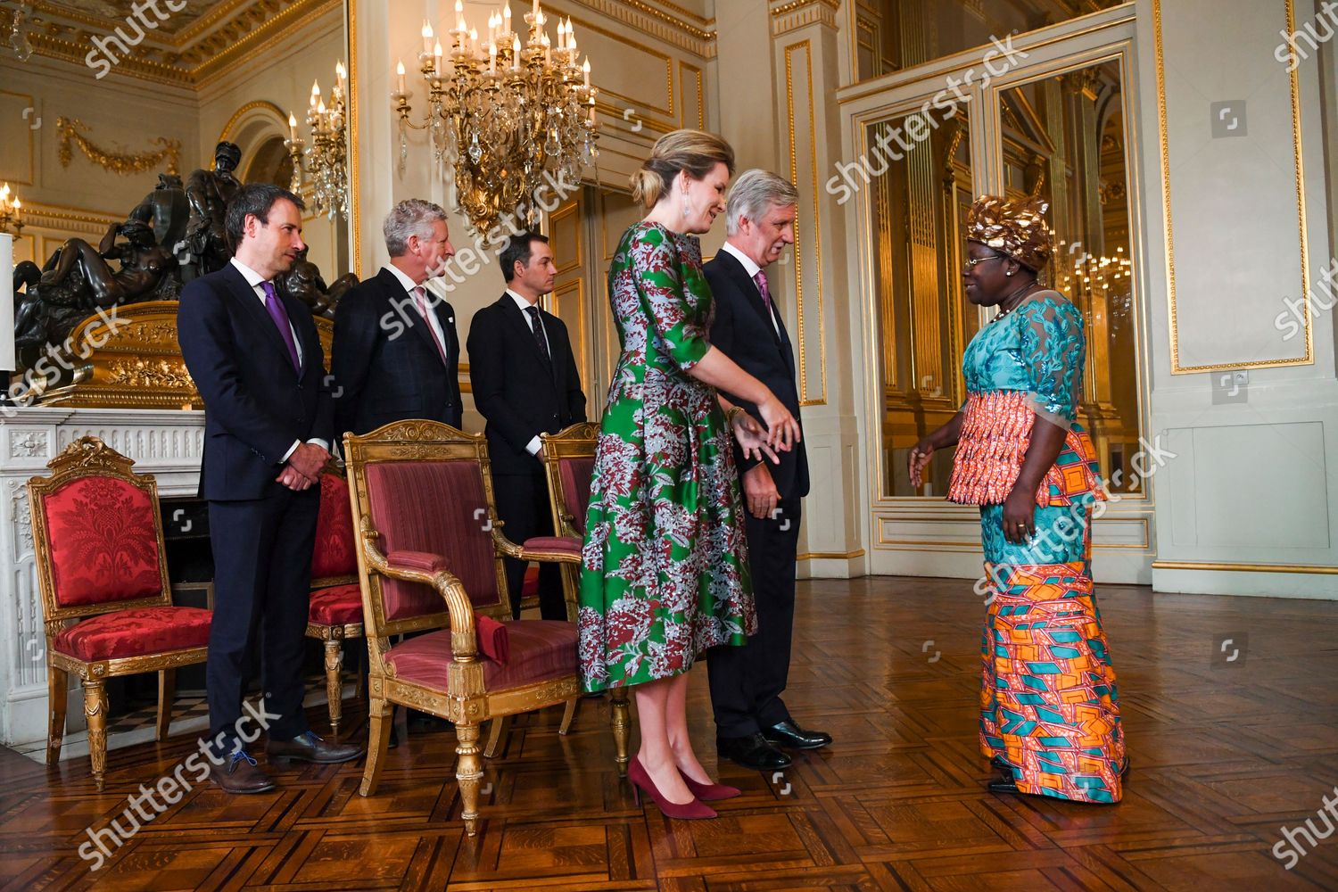 CASA REAL BELGA - Página 93 King-philippe-and-queen-mathilde-receive-the-heads-of-diplomatic-missions-brussels-belgium-shutterstock-editorial-10525487aa