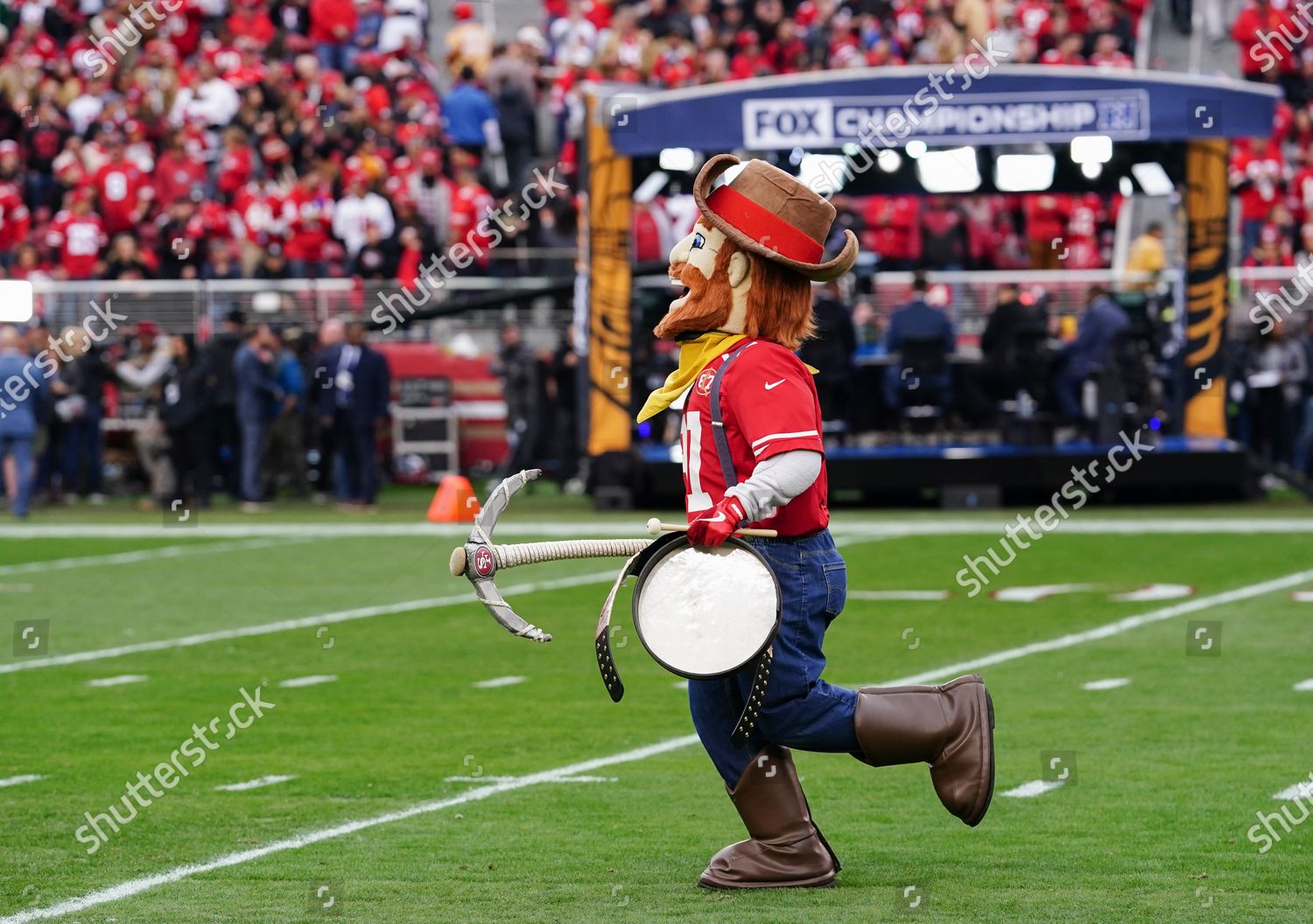 49ers Mascot Sourdough Sam Entertains Fans Editorial Stock Photo - Stock  Image