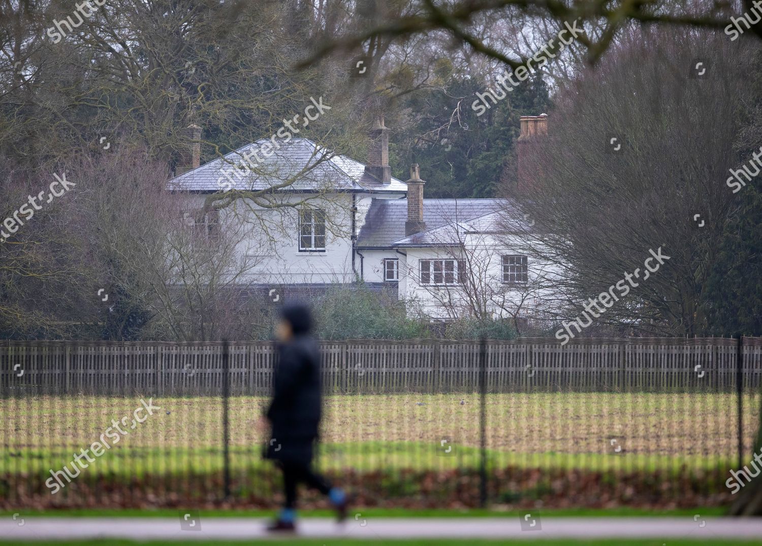 Frogmore Cottage lies darkness after Prince Harrys Editorial Stock ...