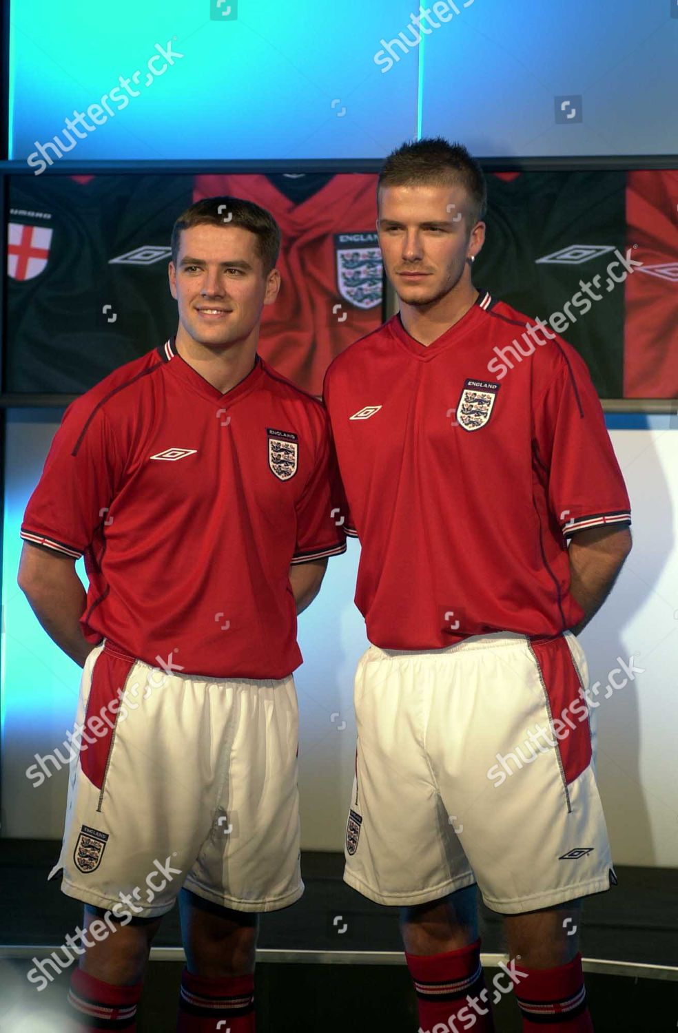 England Footballers Michael Owen David Beckham Unveil Editorial Stock Photo Stock Image Shutterstock