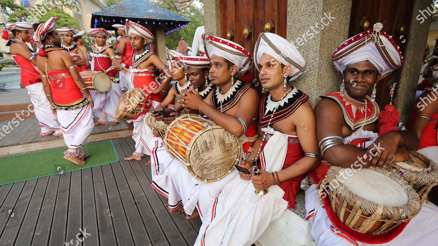 Sri Lankan Traditional Drummers Prepare Annual Editorial Stock Photo ...