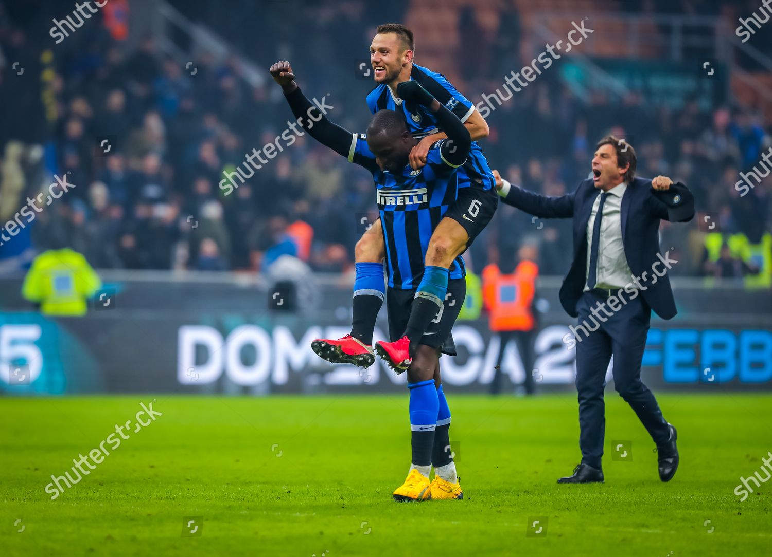 Romelu Lukaku Inter Milan Stefan De Vrij Editorial Stock Photo Stock Image Shutterstock