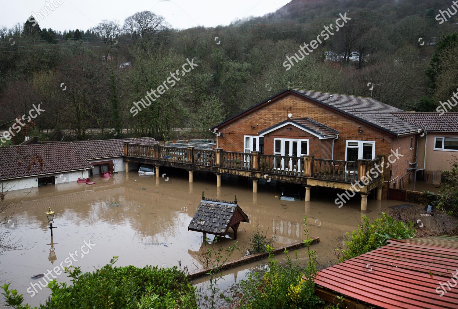 Homes Alongside River Taff Taffs Well Editorial Stock Photo Stock