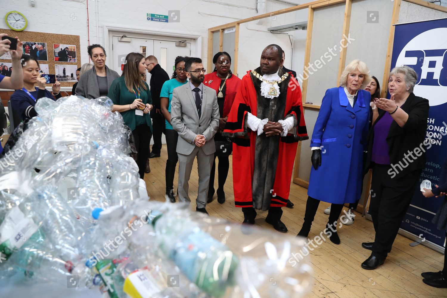 CASA REAL BRITÁNICA - Página 27 Camilla-duchess-of-cornwall-visit-to-brent-london-uk-shutterstock-editorial-10561335p