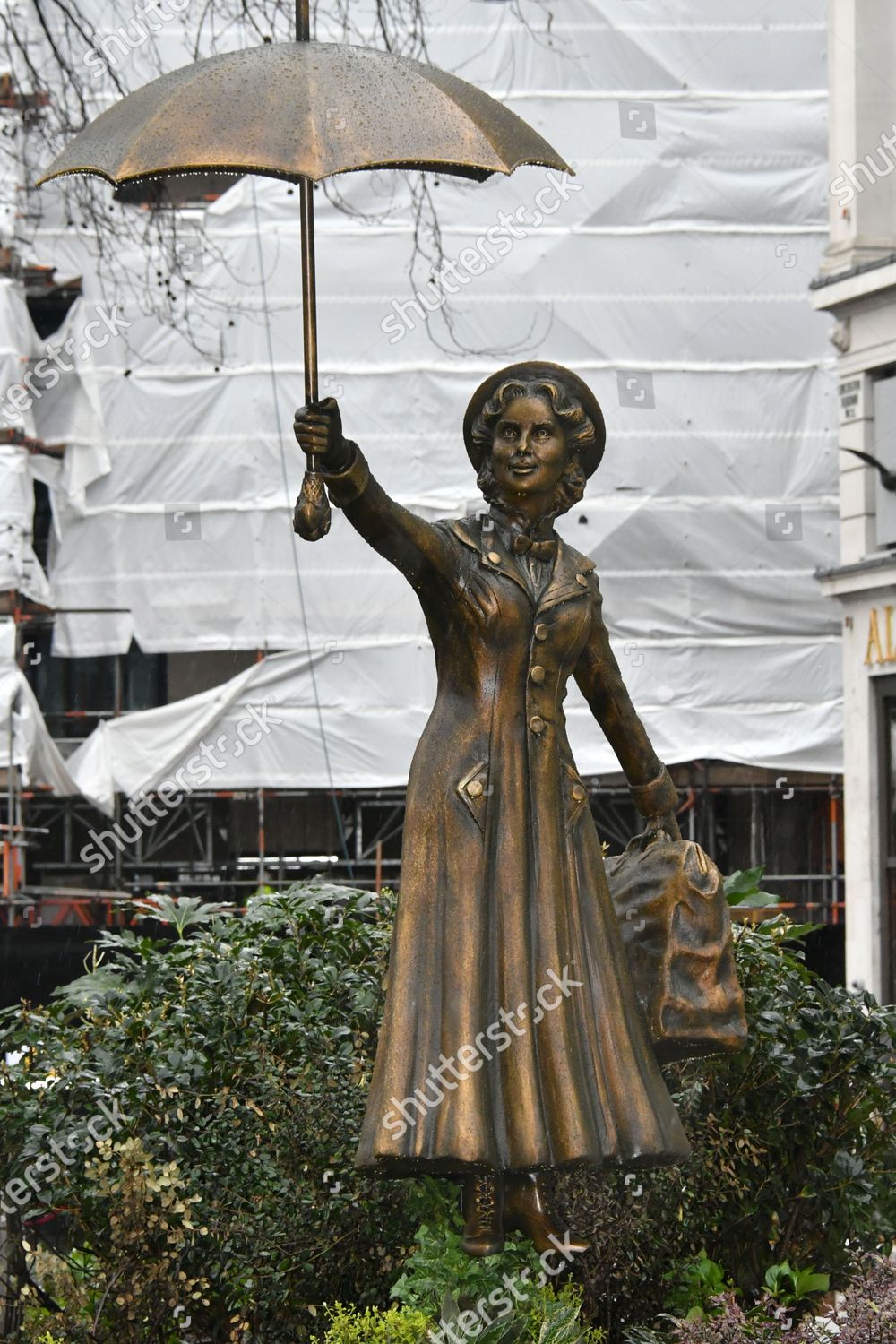 43+ Leicester Square Bronze Statues Background