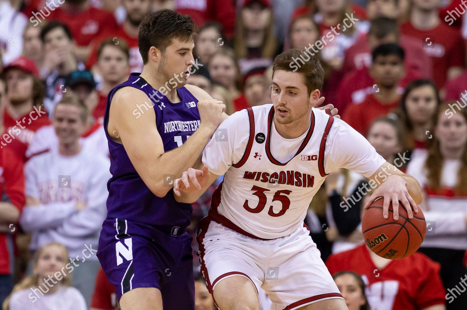 Wisconsin Badgers Forward Nate Reuvers 35 Editorial Stock Photo Stock
