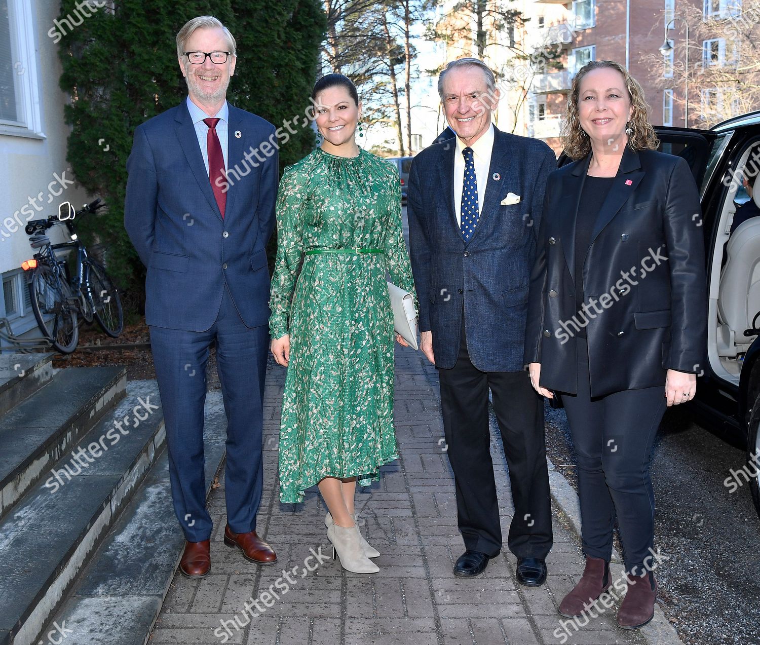 CASA REAL DE SUECIA - Página 34 Crown-princess-victoria-visits-the-international-peace-research-institute-solna-sweden-shutterstock-editorial-10575626i