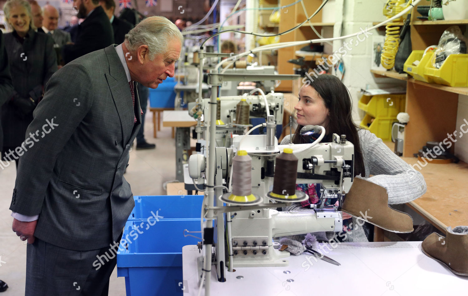 CASA REAL BRITÁNICA - Página 41 Prince-charles-visit-to-cornwall-uk-shutterstock-editorial-10575722j