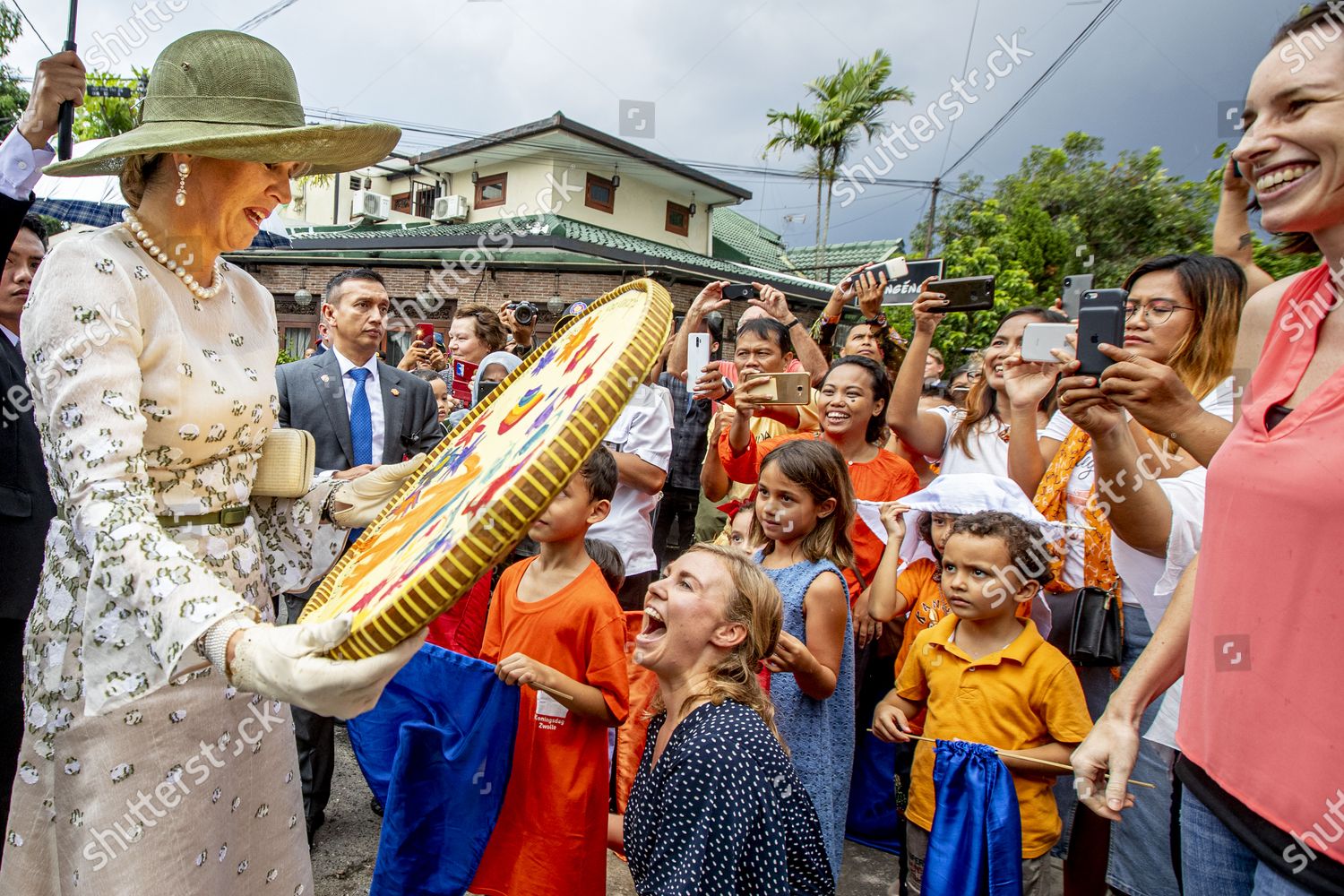 CASA REAL HOLANDESA - Página 12 Dutch-royals-visit-to-indonesia-shutterstock-editorial-10579458av