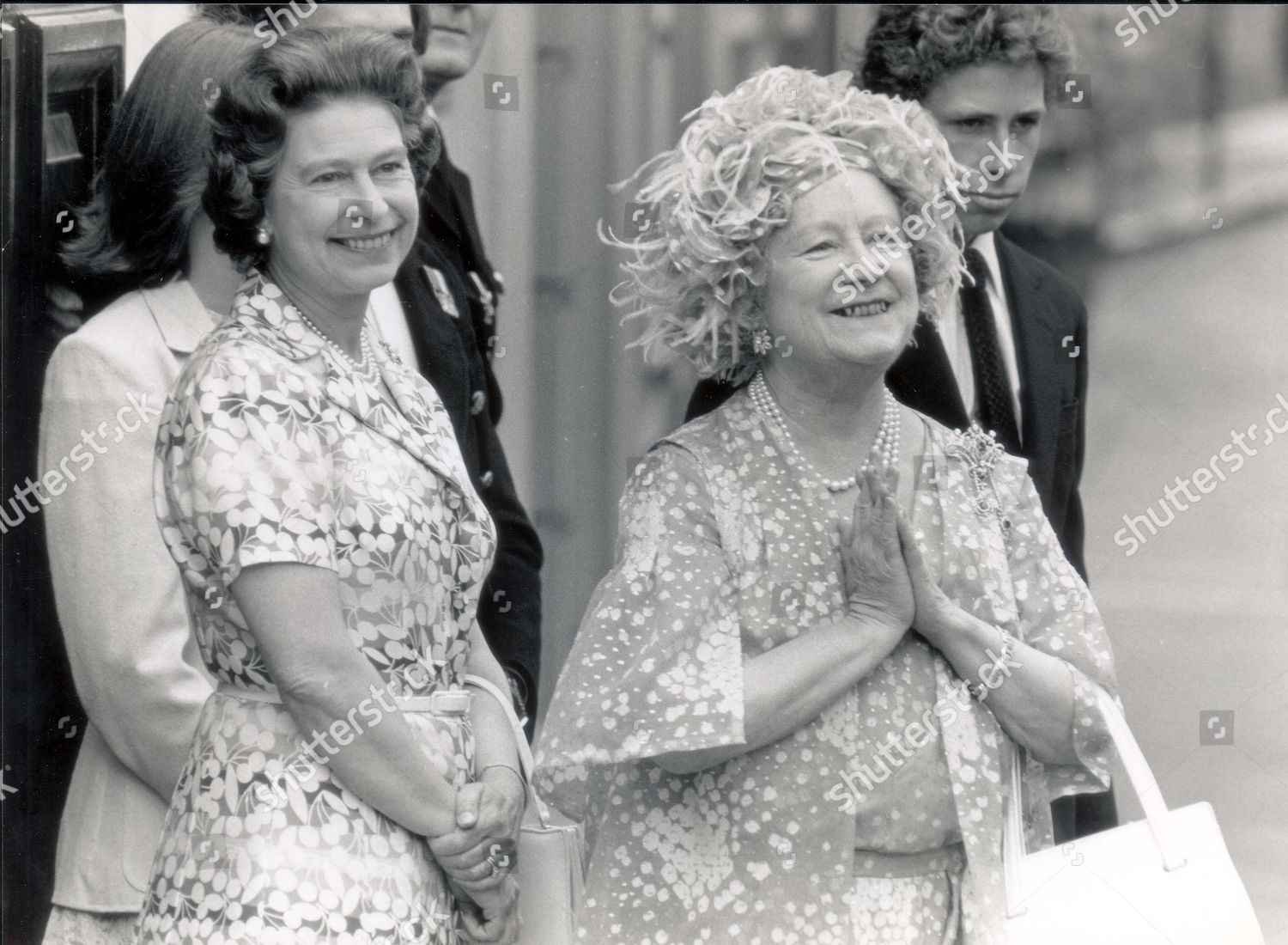 Queen Elizabeth Ii Queen Mother Dead 32002 Redaktionelles Stockfoto Stockbild Shutterstock