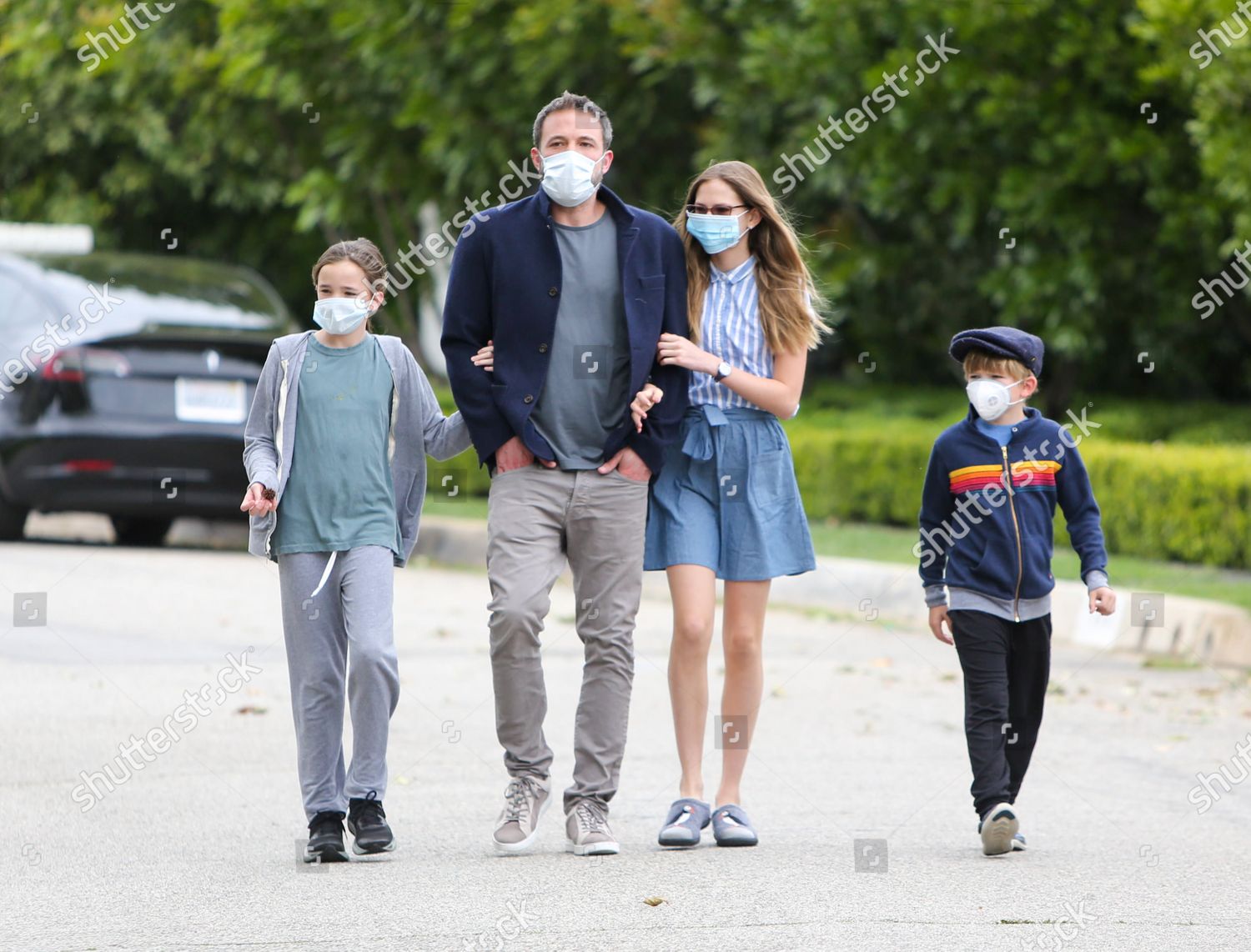 https://editorial01.shutterstock.com/wm-preview-1500/10617780i/f2a41aab/ben-affleck-and-kids-out-and-about-los-angeles-usa-shutterstock-editorial-10617780i.jpg