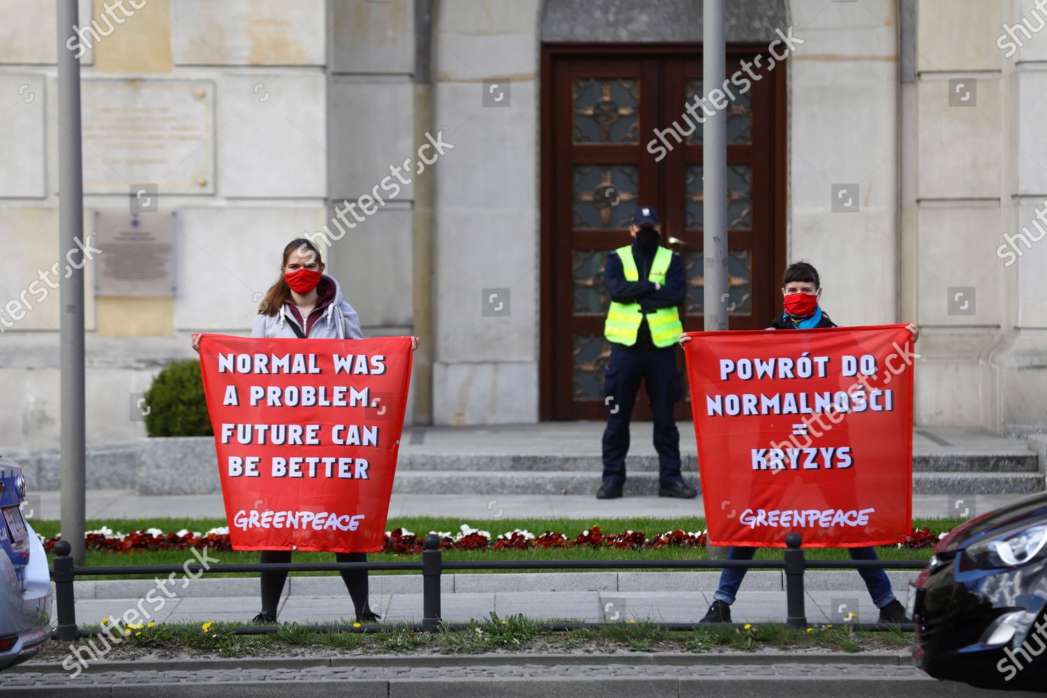Activists International Nongovernmental Organization Greenpeace During Campaign Redaktionelles Stockfoto Stockbild Shutterstock