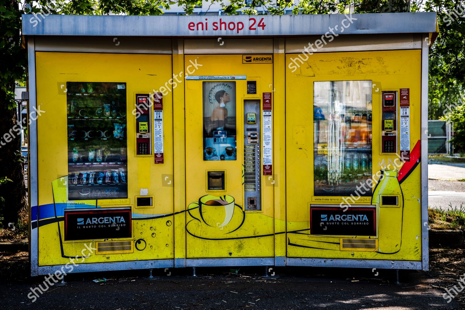 Drink Self Service Deserted Petrol Stations Editorial Stock Photo Stock Image Shutterstock