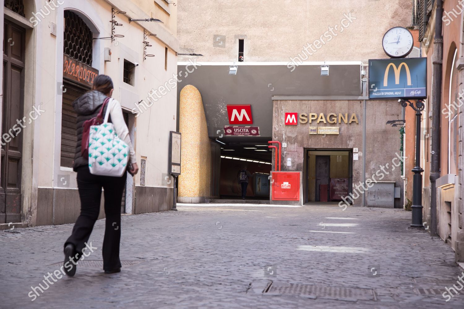 View One Entrances Spagna Metro Station Rome Editorial Stock Photo Stock Image Shutterstock