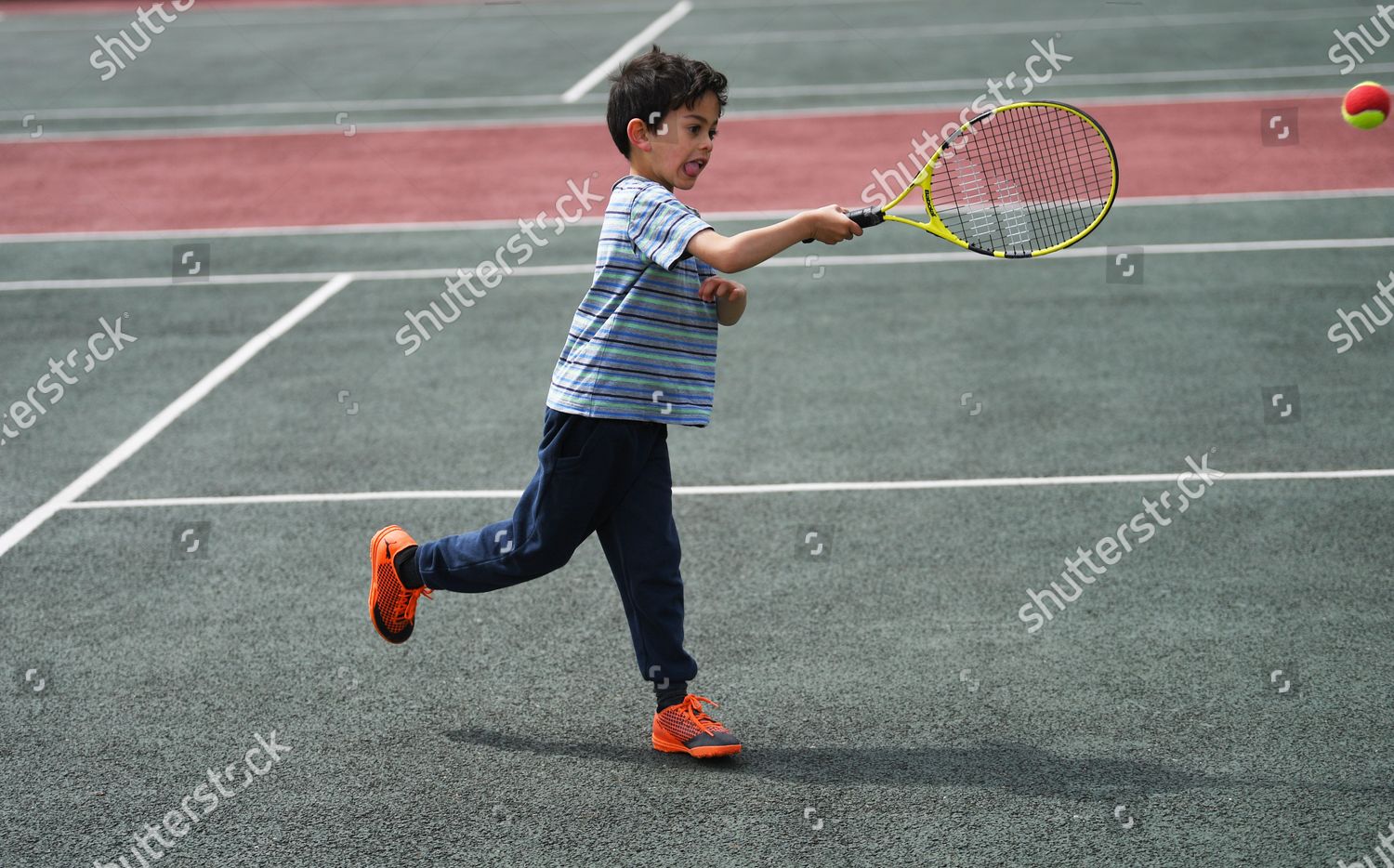 lawn tennis match today