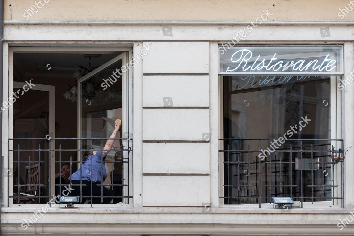 Woman Cleans Glass Restaurant City Centre Rome Editorial Stock Photo Stock Image Shutterstock