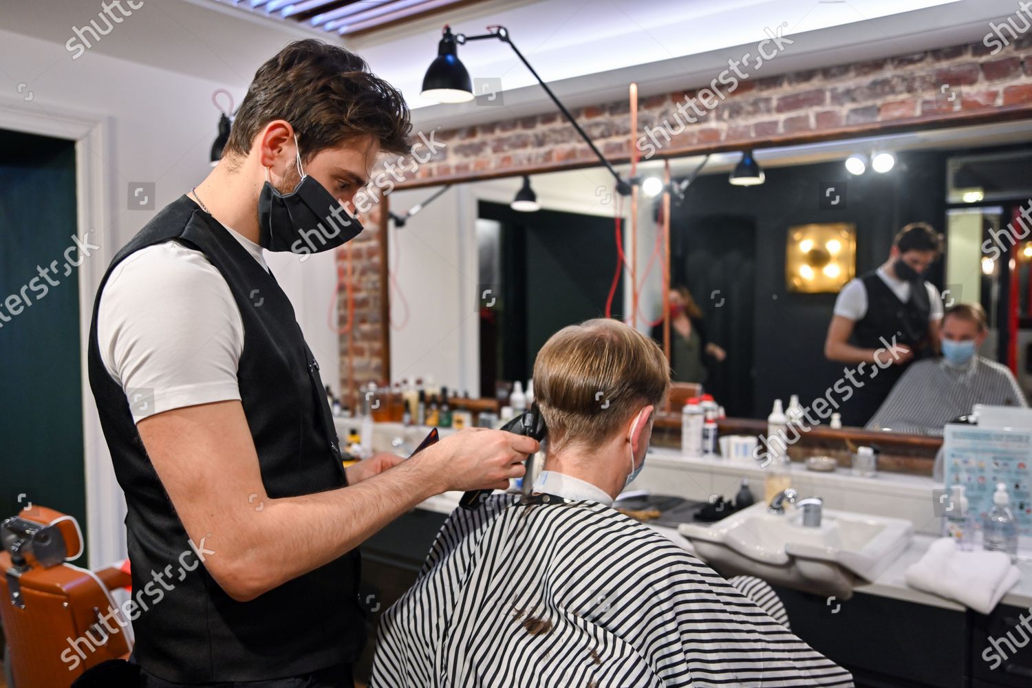 Reopening Following Closure Shops Avoid Editorial Stock