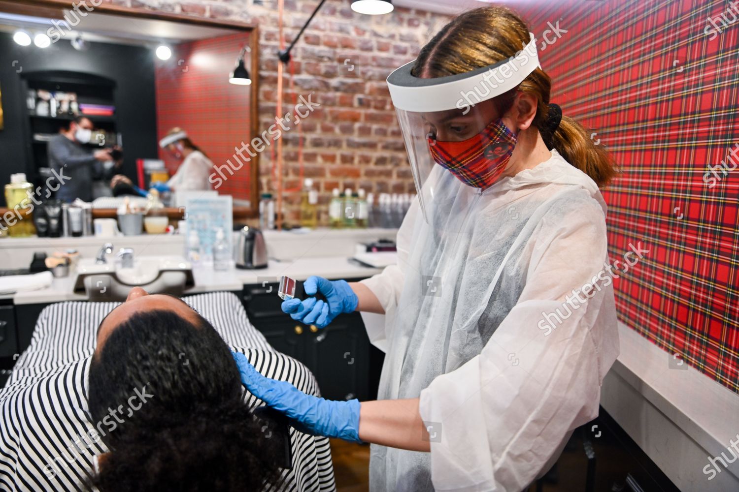 Reopening Following Closure Shops Avoid Editorial Stock