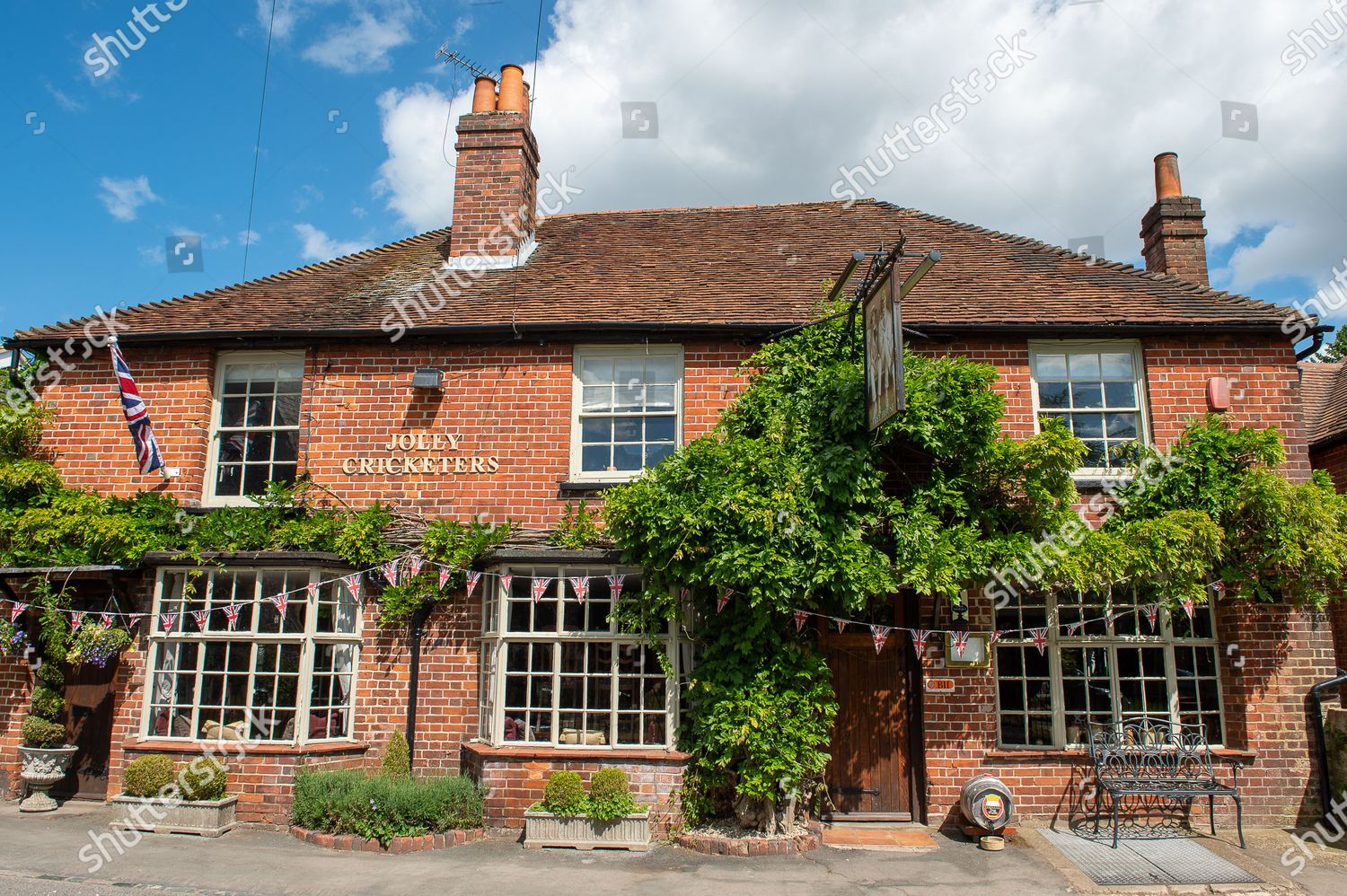 Cricketers Pub Seer Green Village Buckinghamshire Editorial Stock Photo ...