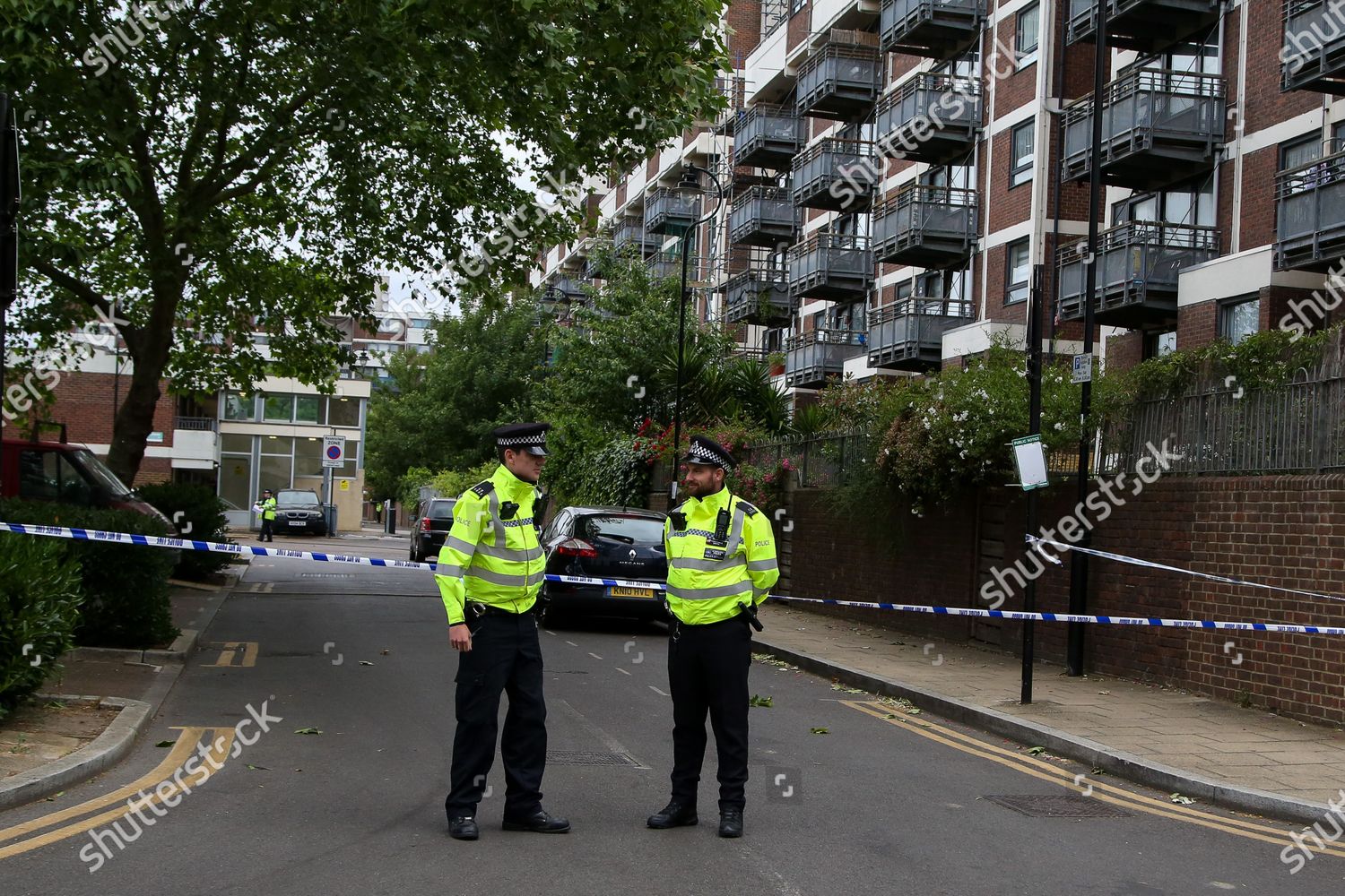 Police Officers Guard Crime Scene On Brackenfield Editorial Stock Photo Stock Image Shutterstock