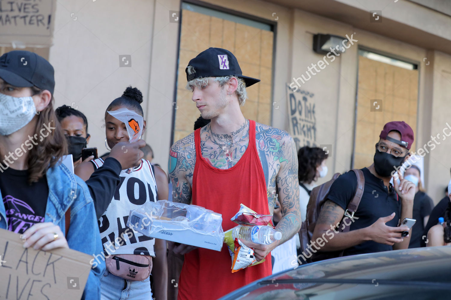 machine gun kelly protests