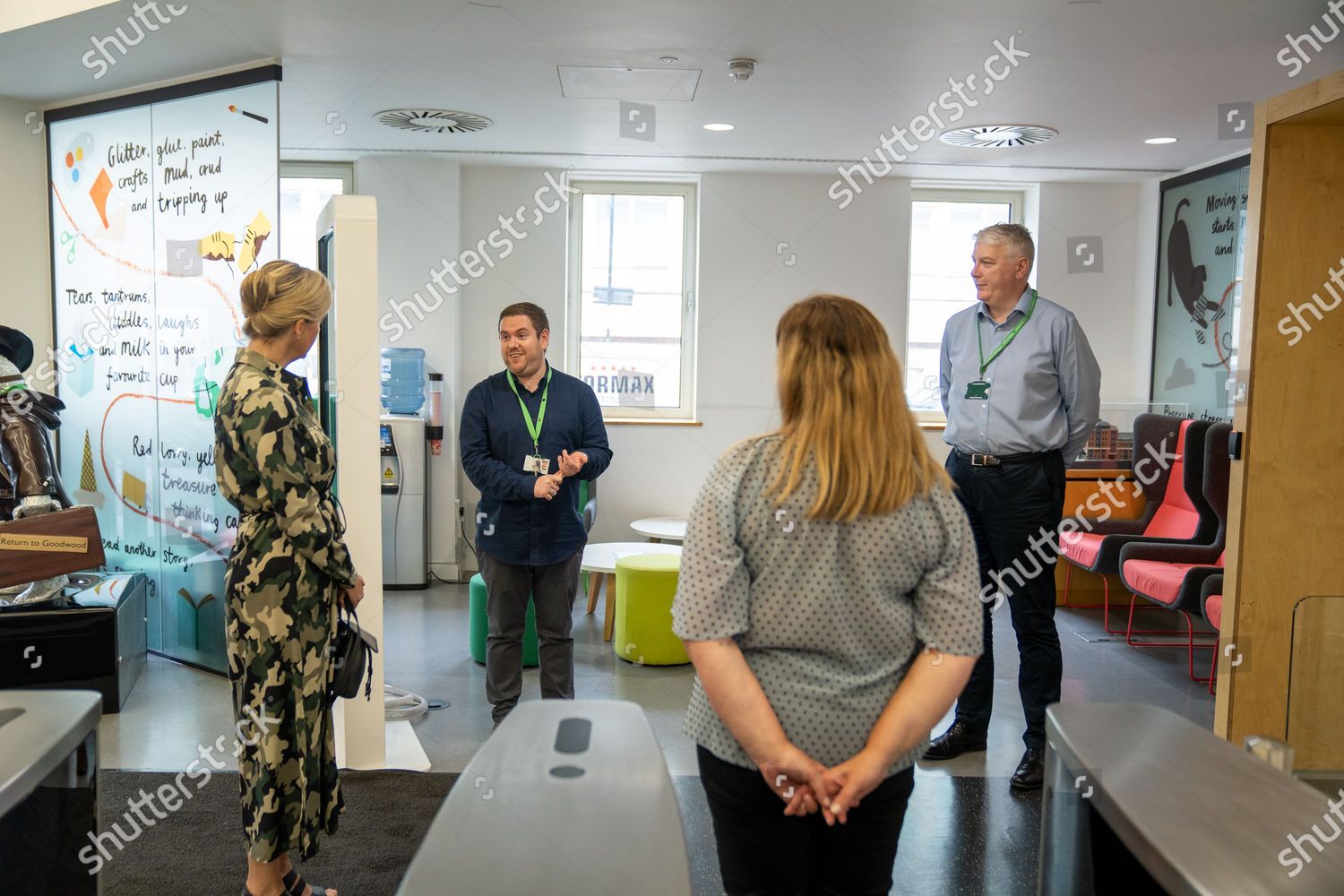 sophie-countess-of-wessex-joins-a-counselling-shift-at-childline-nspcc-hq-london-uk-shutterstock-editorial-10682513a.jpg