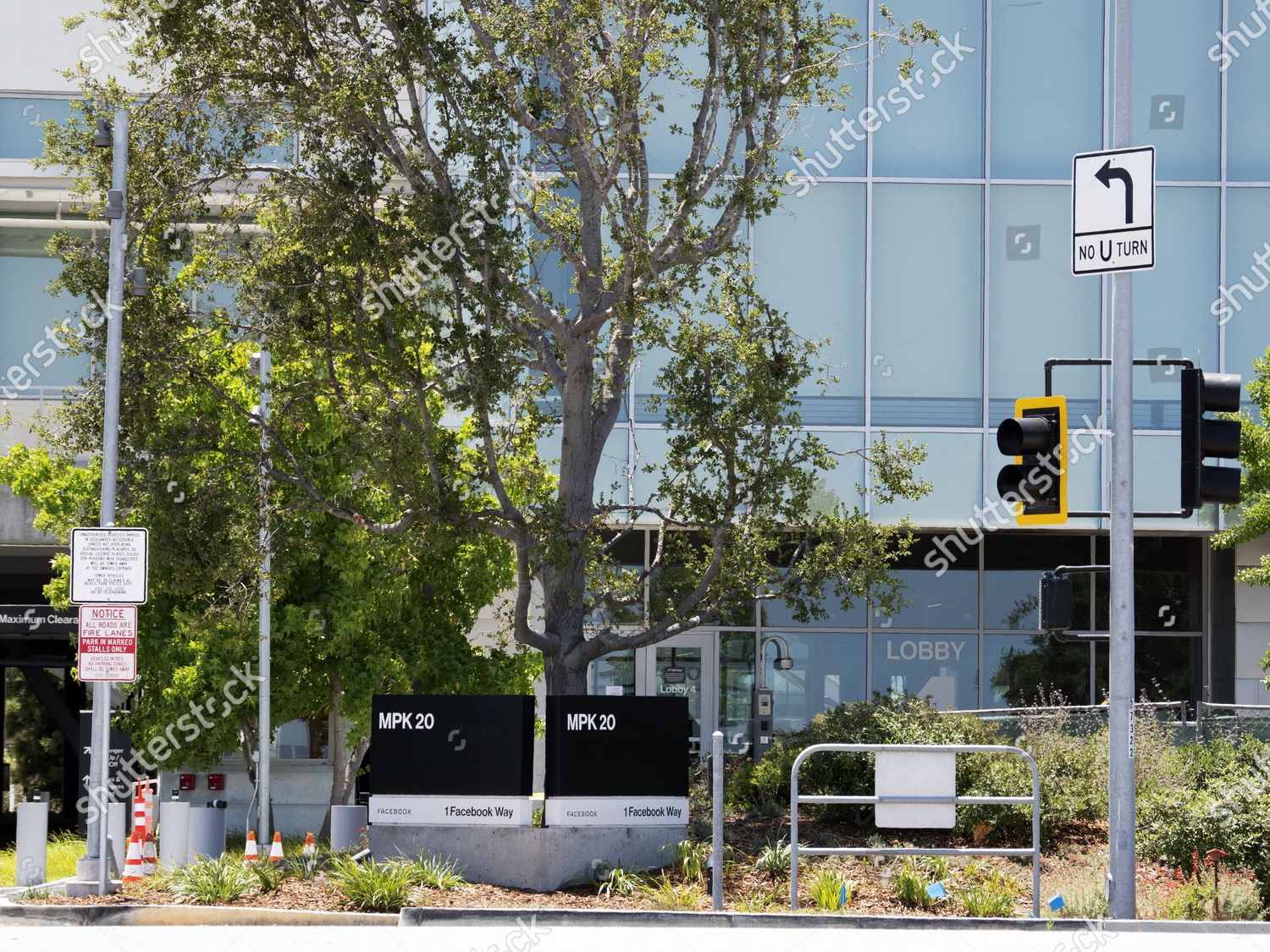 View Facebook Headquarters Menlo Park California Editorial Stock Photo ...