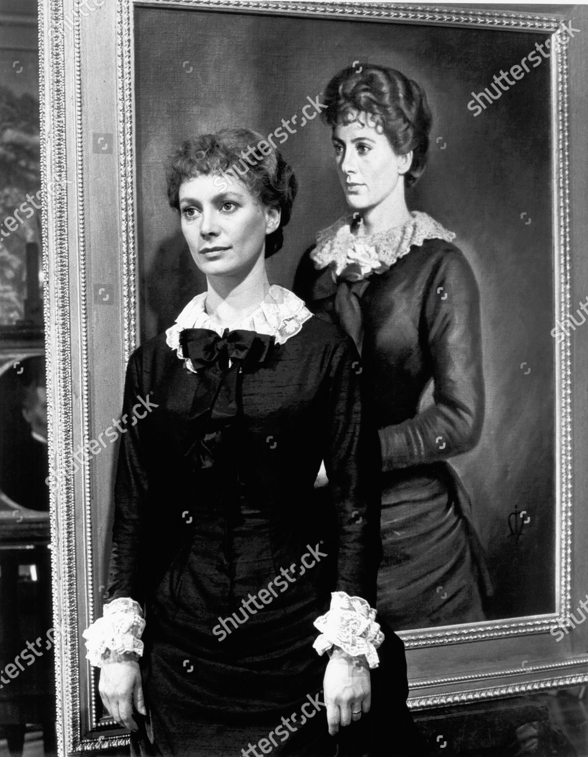 Francesca Annis Lillie Langtry Publicity Portrait Editorial Stock Photo ...