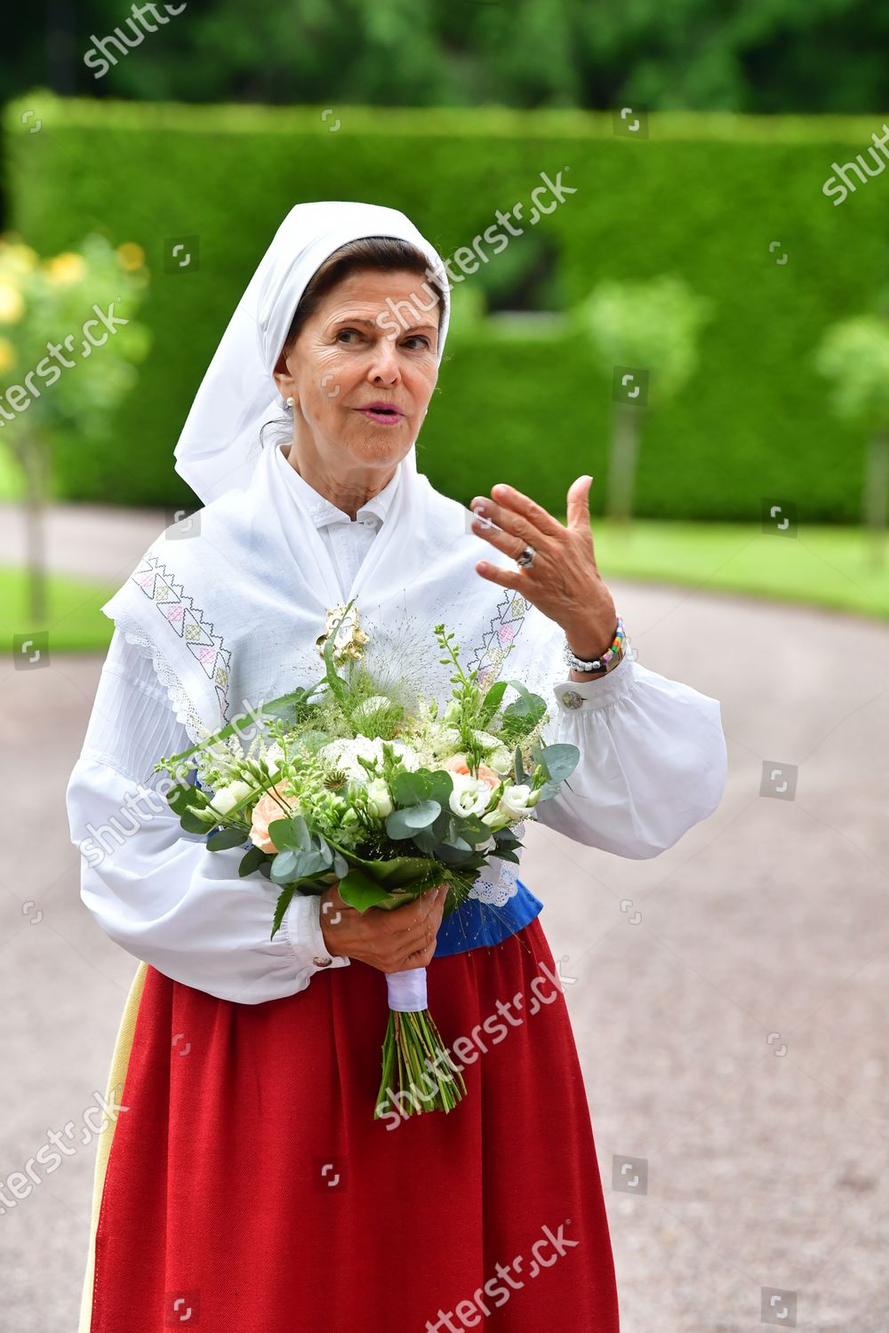 CASA REAL DE SUECIA - Página 52 Oland-inhabitant-of-the-year-2020-borgholm-solliden-sweden-shutterstock-editorial-10707745s